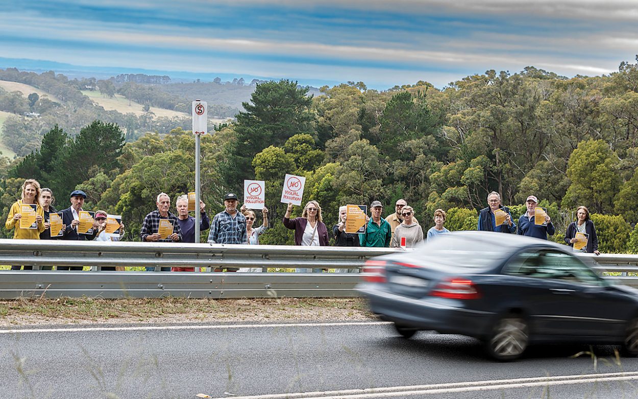 A PETITION calling for barriers and signage along Arthurs Seat Rd, Red Hill, has garnered over 2000 signatures. Picture: Yanni